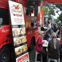 Usaha Mie Doea Rawit ~ Food Truck Mie Cita Rasa Indonesia